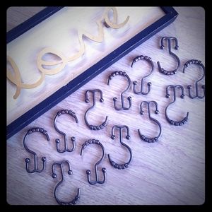 Double Hook Shower Curtain Hanger